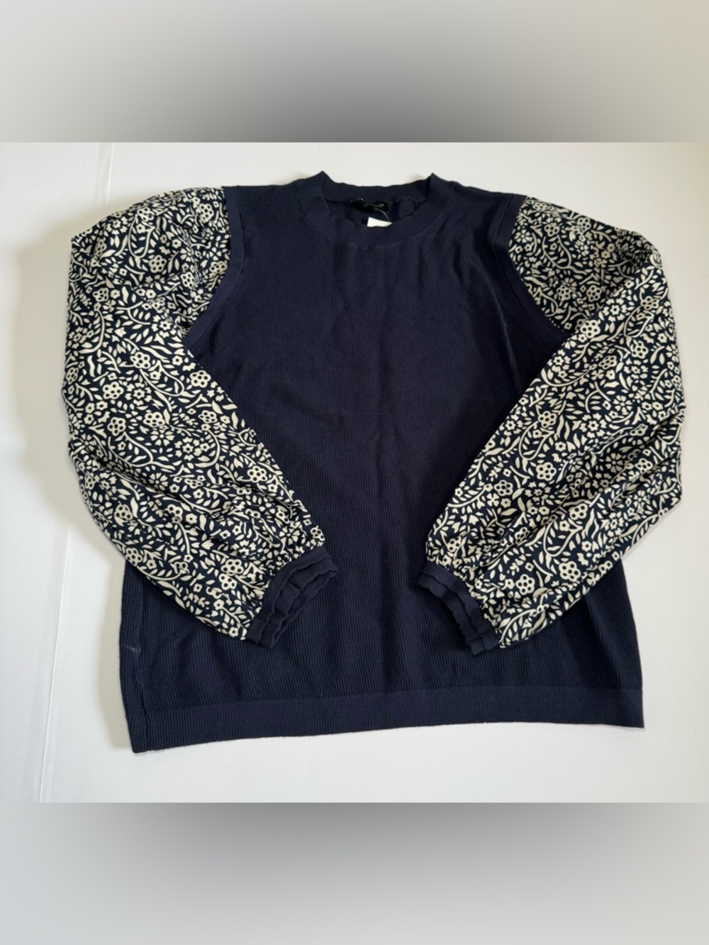 Cutest blouse! Navy blue NWT large